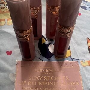 Sexy Secrets Lip Plumping Gloss - Pink Plum